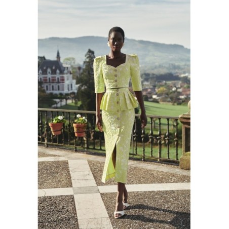 Top joya brocado lima con manga francesa escote corazon invitada boda