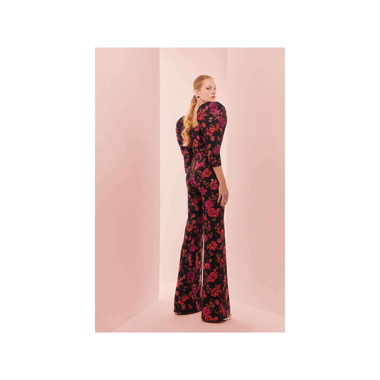 Pantalon palazzo de jacquard brocado negro con flores para invitada