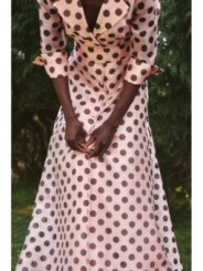 Vestido camisero largo con cuello esmoquin en organza lunares rosa para invitadas