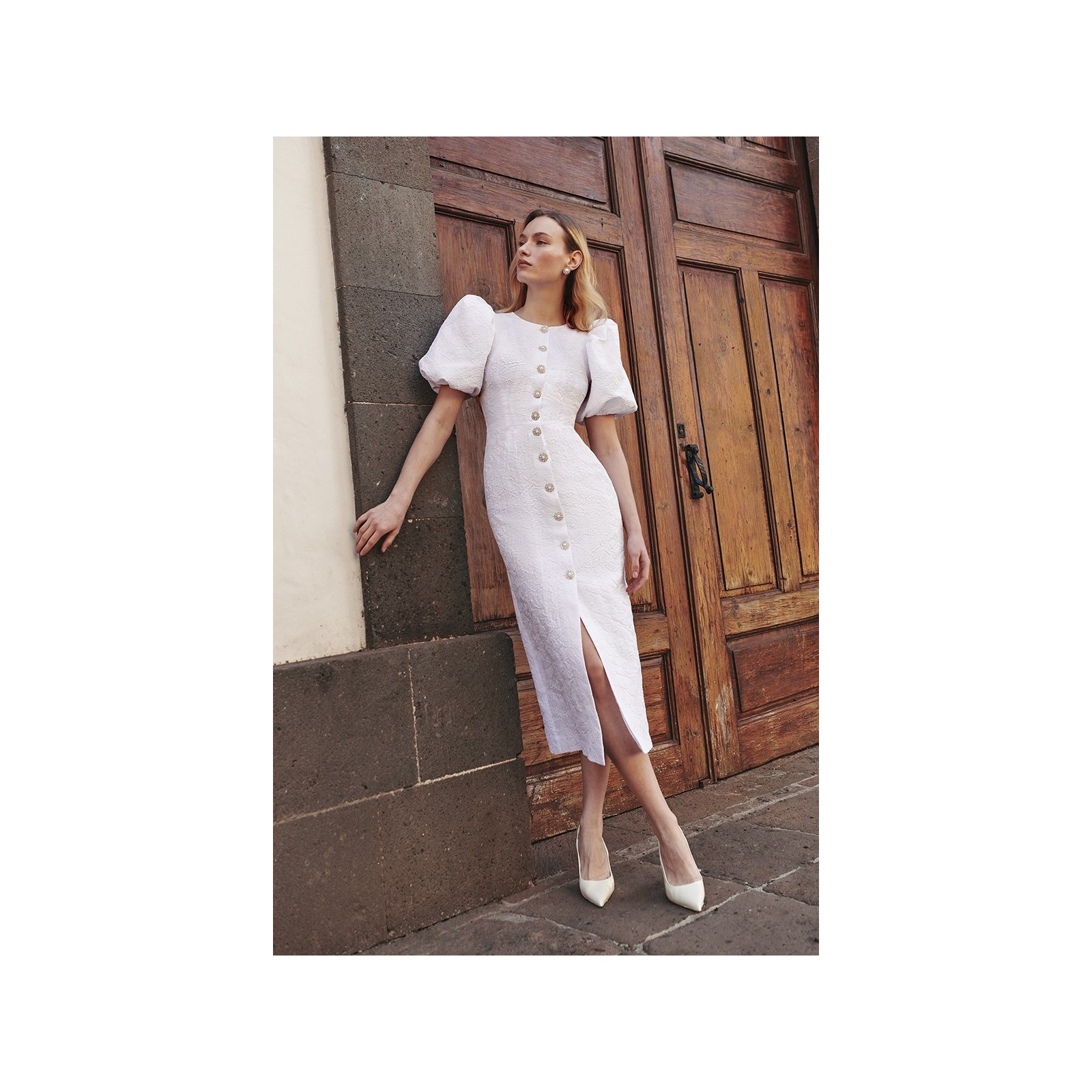Vestido midi manga globo brocado blanco