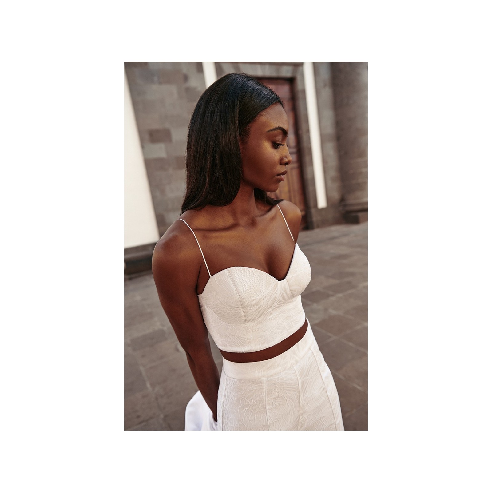 top corto corpiño brocado blanco para novia
