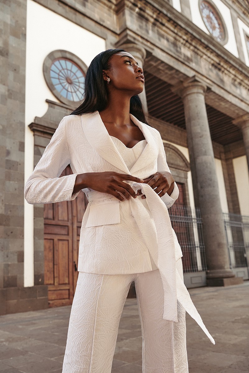 Chaqueta americana jacquard blanco para novia civil