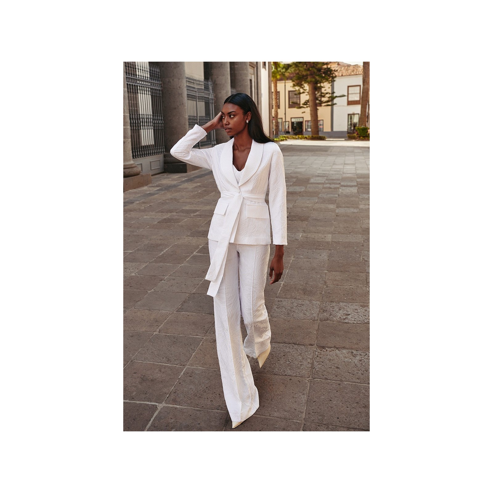 Chaqueta americana jacquard blanco para novia civil