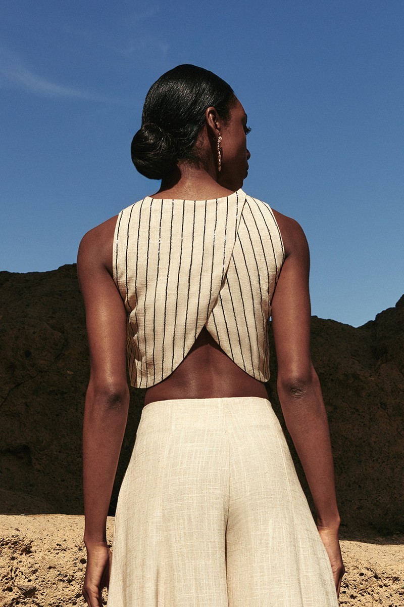 Top cruzado espalda lino beige rayas lentejuelas