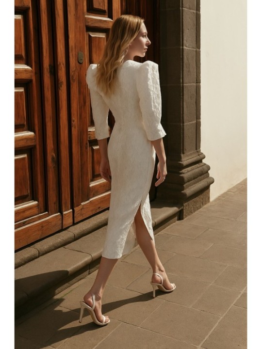 Vestido brocado blanco manga jamón Alcalá