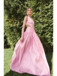 Vestido largo rosa de fiesta para boda con canesú drapeado