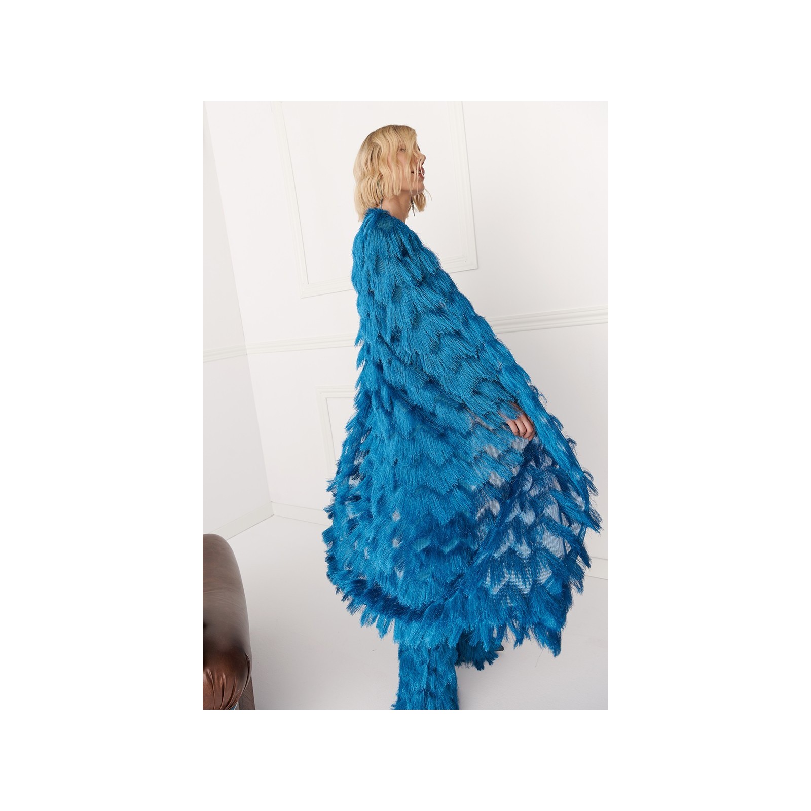 Abrigo de flecos azul efecto pelo otoño invierno