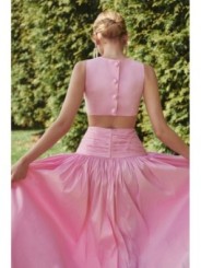 Vestido largo rosa de fiesta para boda con canesú drapeado