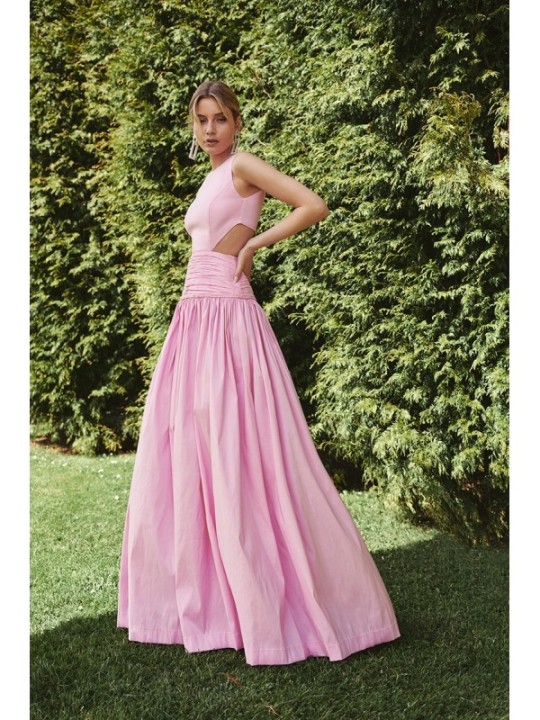 Vestido largo rosa de fiesta para boda con canesú drapeado