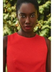 Vestido largo rojo de fiesta para boda con canesú drapeado