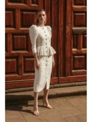 Vestido brocado blanco manga jamón Alcalá