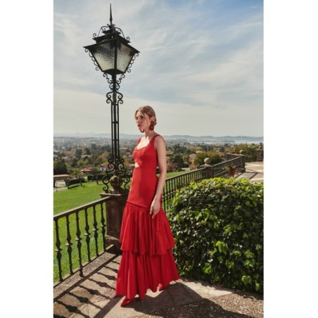Vestido largo rojo de fiesta para boda con volantes