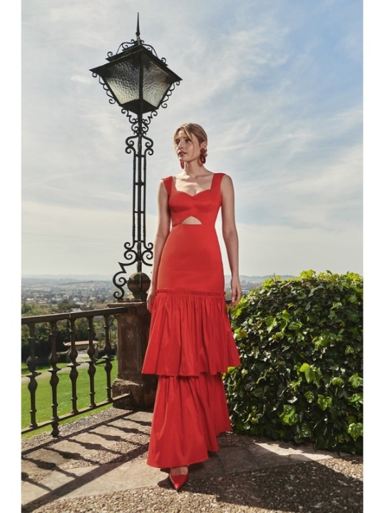 Vestido largo rojo de fiesta para boda con volantes