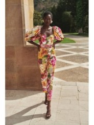 mono estampado de invitada con manga volumen