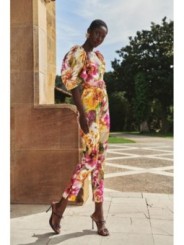 mono estampado de invitada con manga volumen