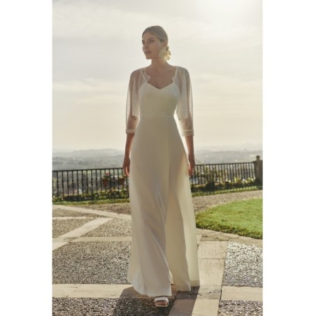 chaqueta corta perlas blanca para novia