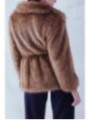 abrigo de pelo marron con solapa y cuello para invierno