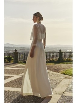 vestido largo de fiesta lencero de crepe blanco con escote en la espalda