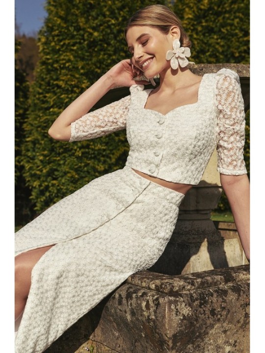 Falda recta tul bordada blanca margaritas para novia