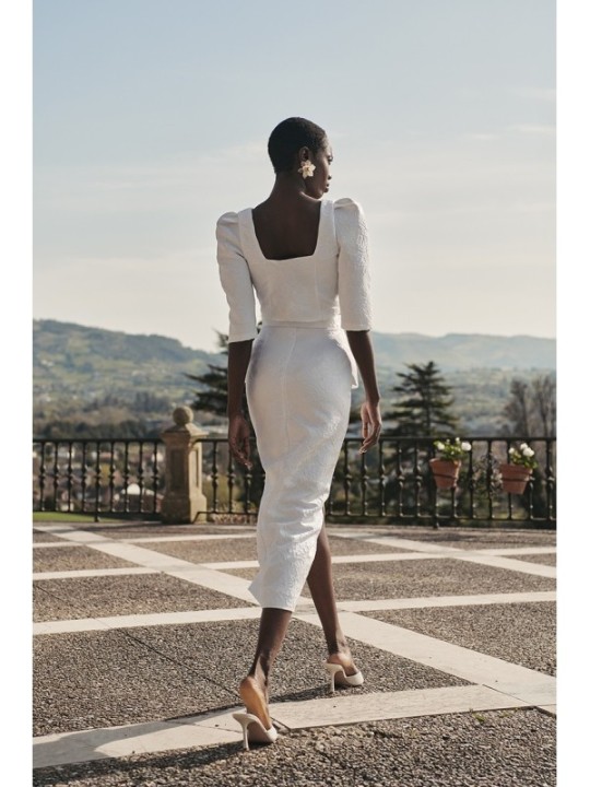 Falda brocada blanca midi joya con peplum