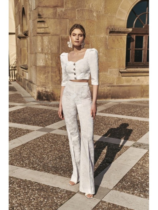 Top joya de jacquard brocado flores blanco escote corazon