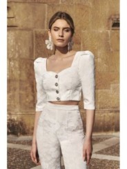 Top joya de jacquard brocado flores blanco escote corazon