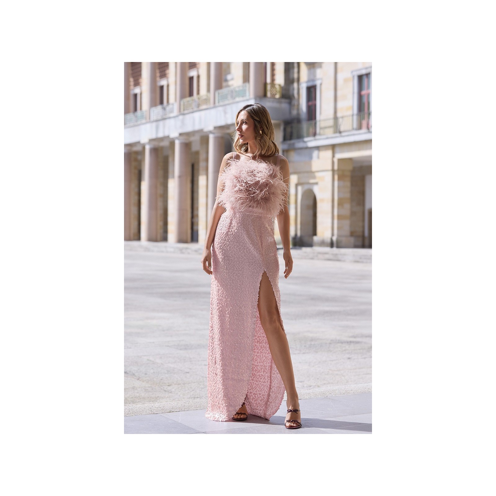 Top de plumas en rosa palo