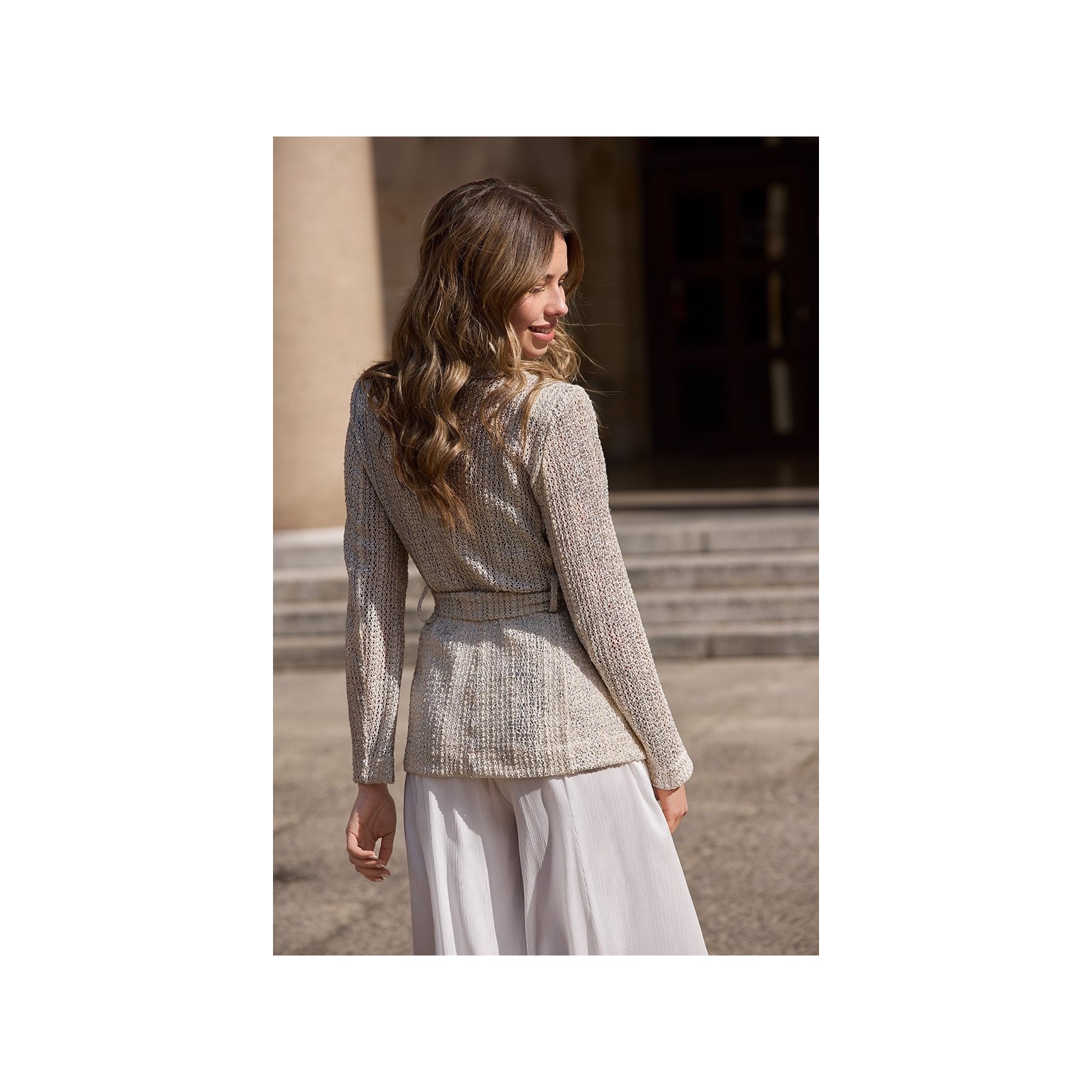 Chaqueta americana blanco y plata para novia civil