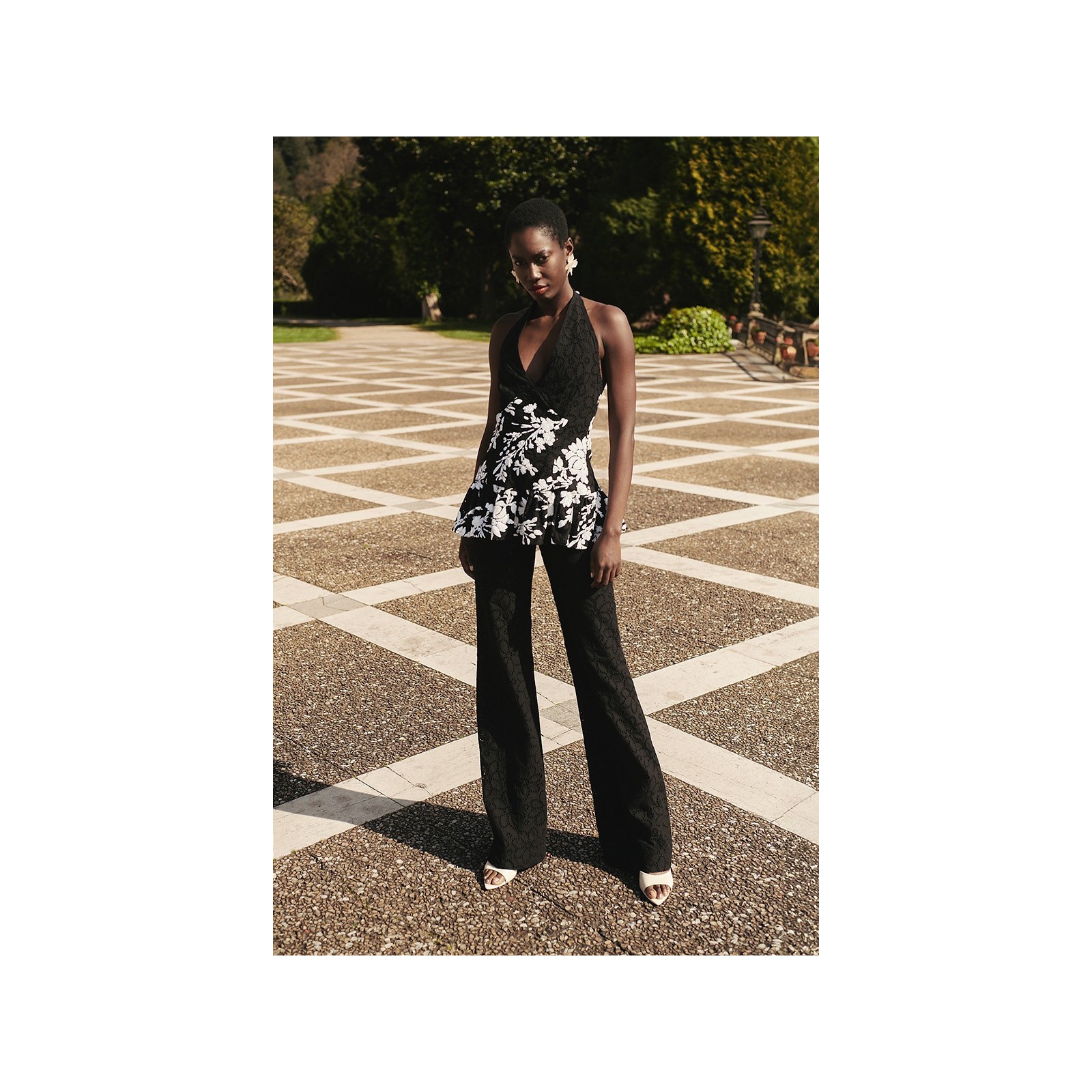 pantalon palazzo troquelado negro