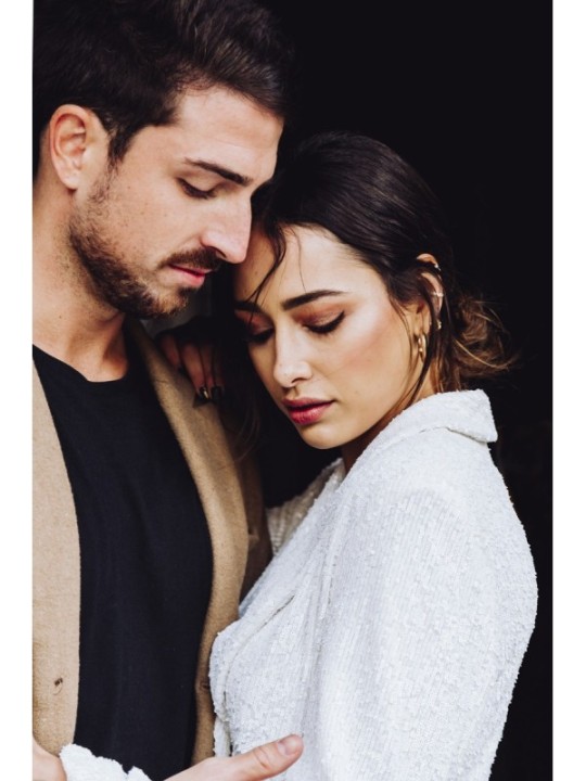 Traje chaqueta y pantalon de lentejuelas blanco para fiesta