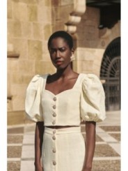 Top manga abullonada joya chanel blanco roto