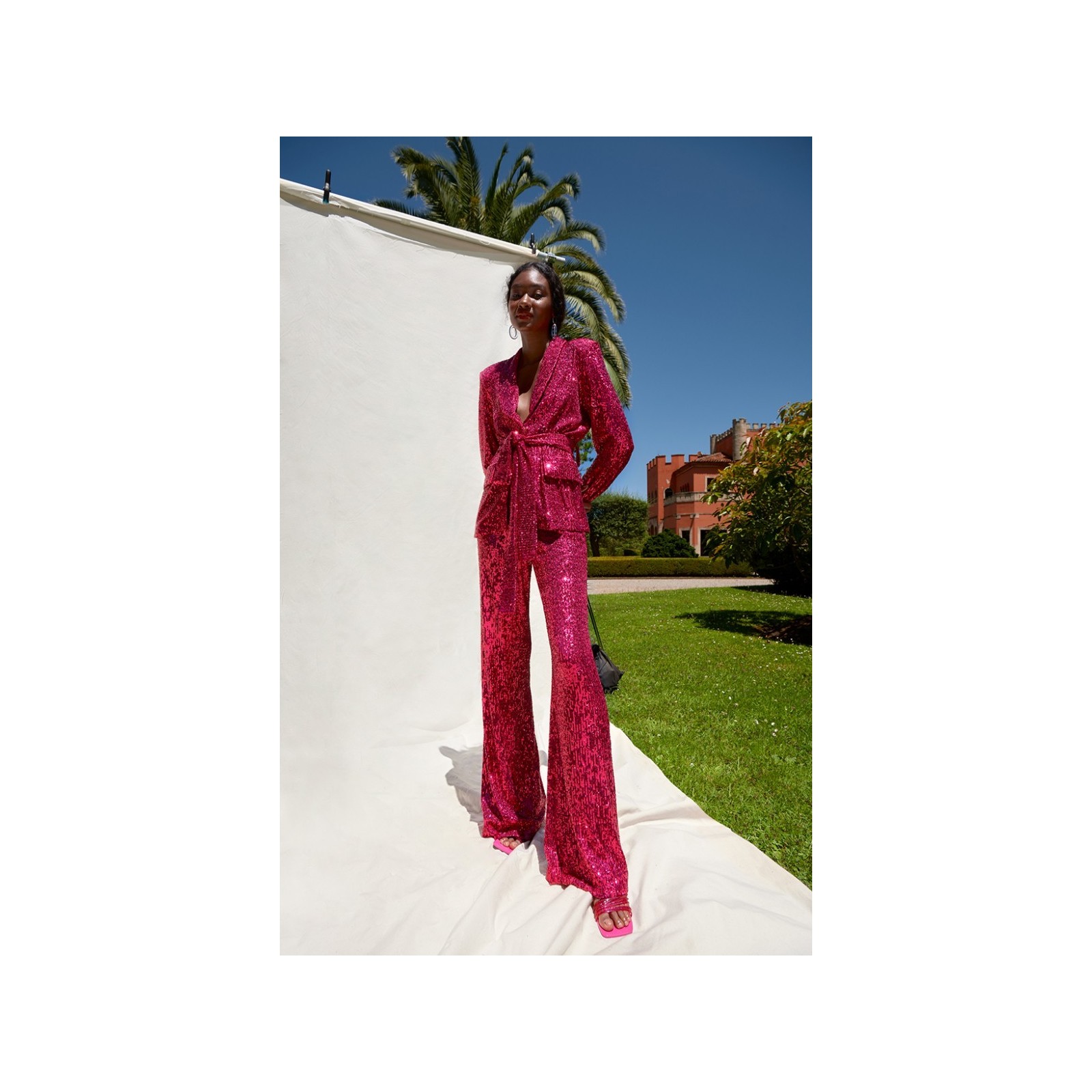 Traje chaqueta y pantalon de lentejuelas rosa palo