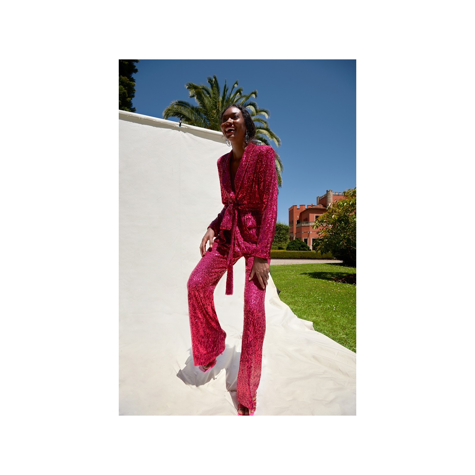Traje chaqueta y pantalon de lentejuelas rosa palo