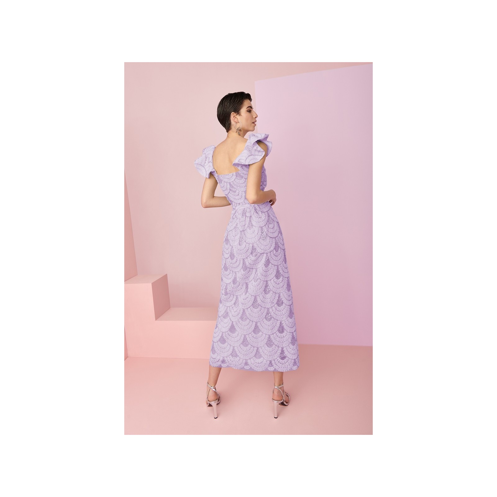 Conjunto de falda con top de volantes en tul de fantasia lila