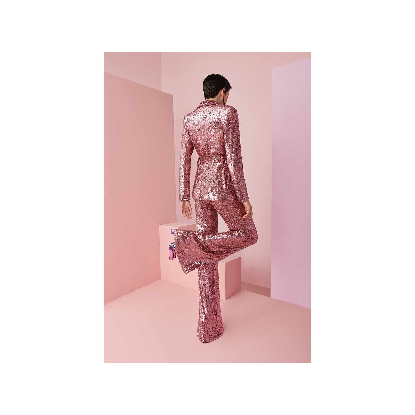 traje de fiesta de lentejuelas rosa empolvado de blazer y pantalon