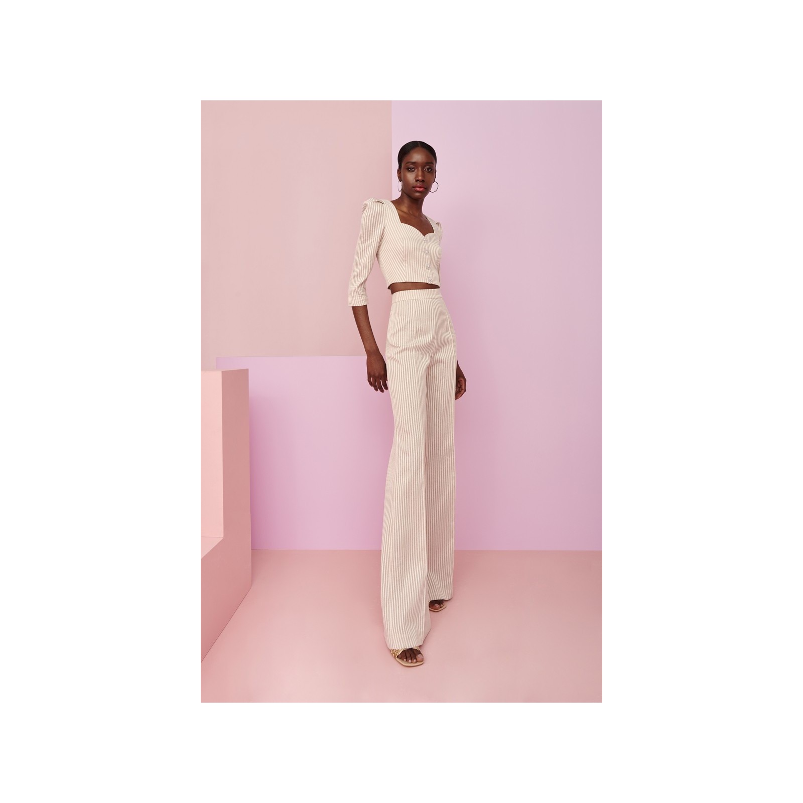 Conjunto de pantalon palazzo y top corto con botones rayas beige