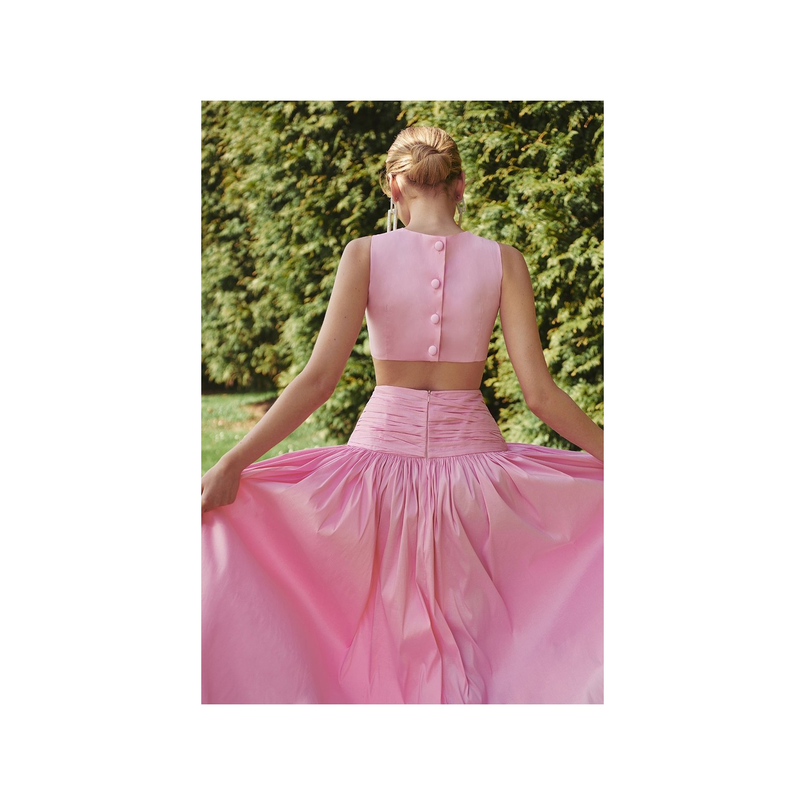 Vestido largo rosa de fiesta para boda con canesú drapeado