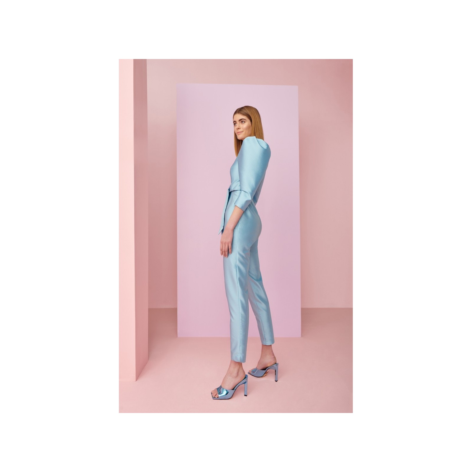 Mono de fiesta con manga abullonada y lazada en jacquard azul