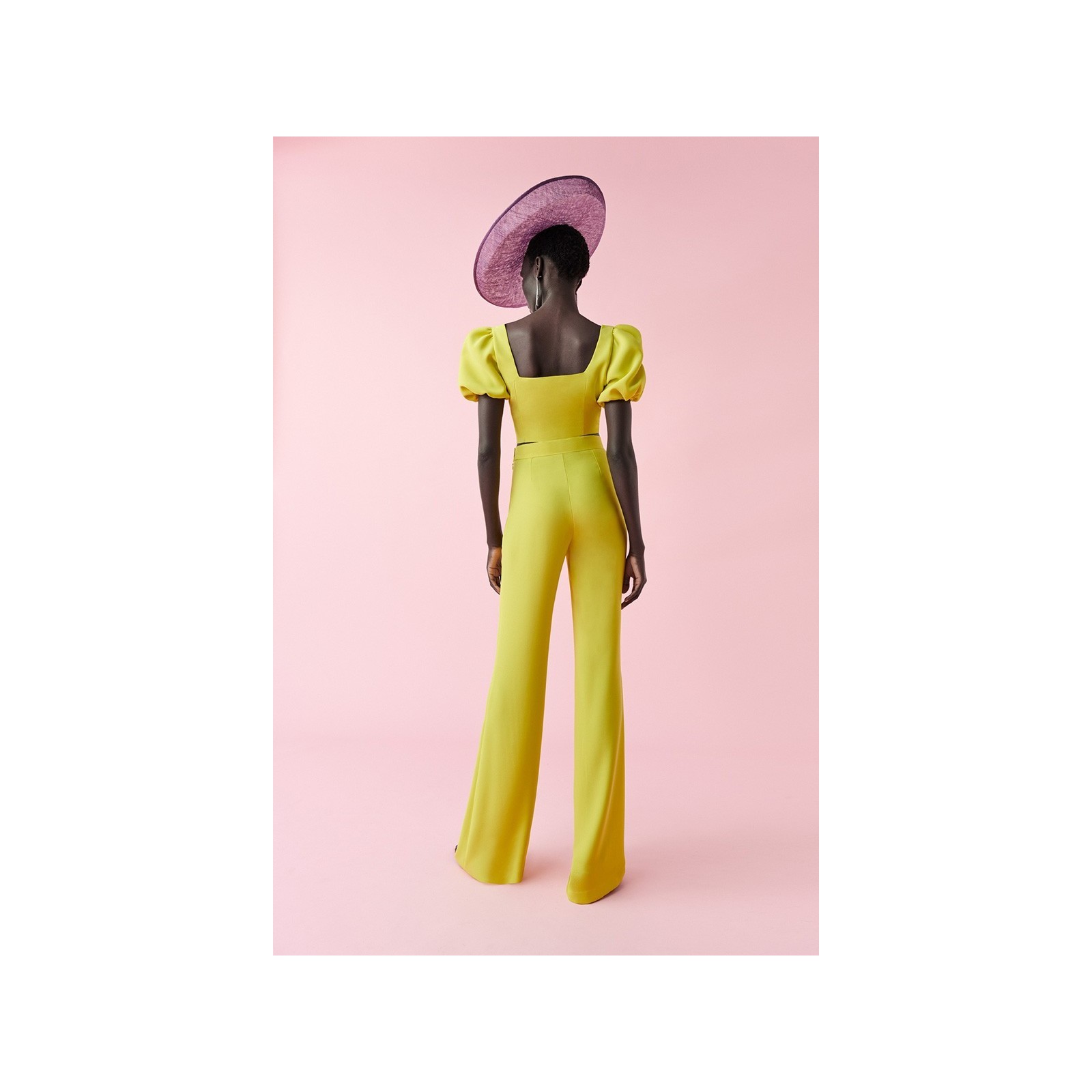 Conjunto de pantalon palazzo y top corto con botones joya en verde