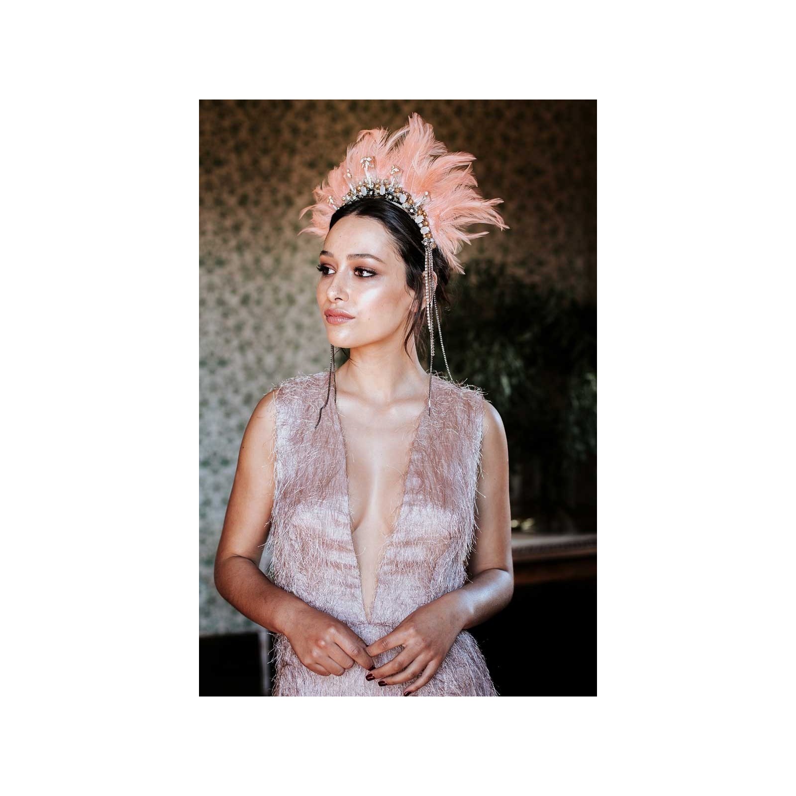 diadema plumas engarces brillantes by lola sevares