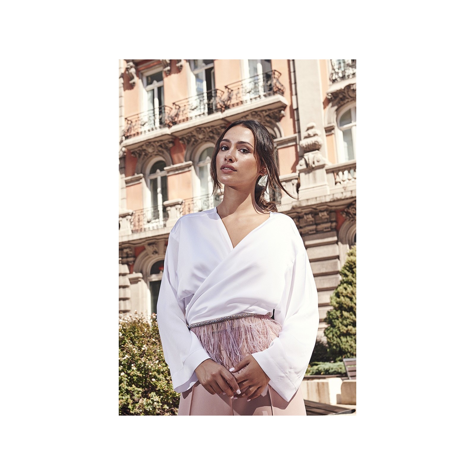 blusa blanca multiposicion saten