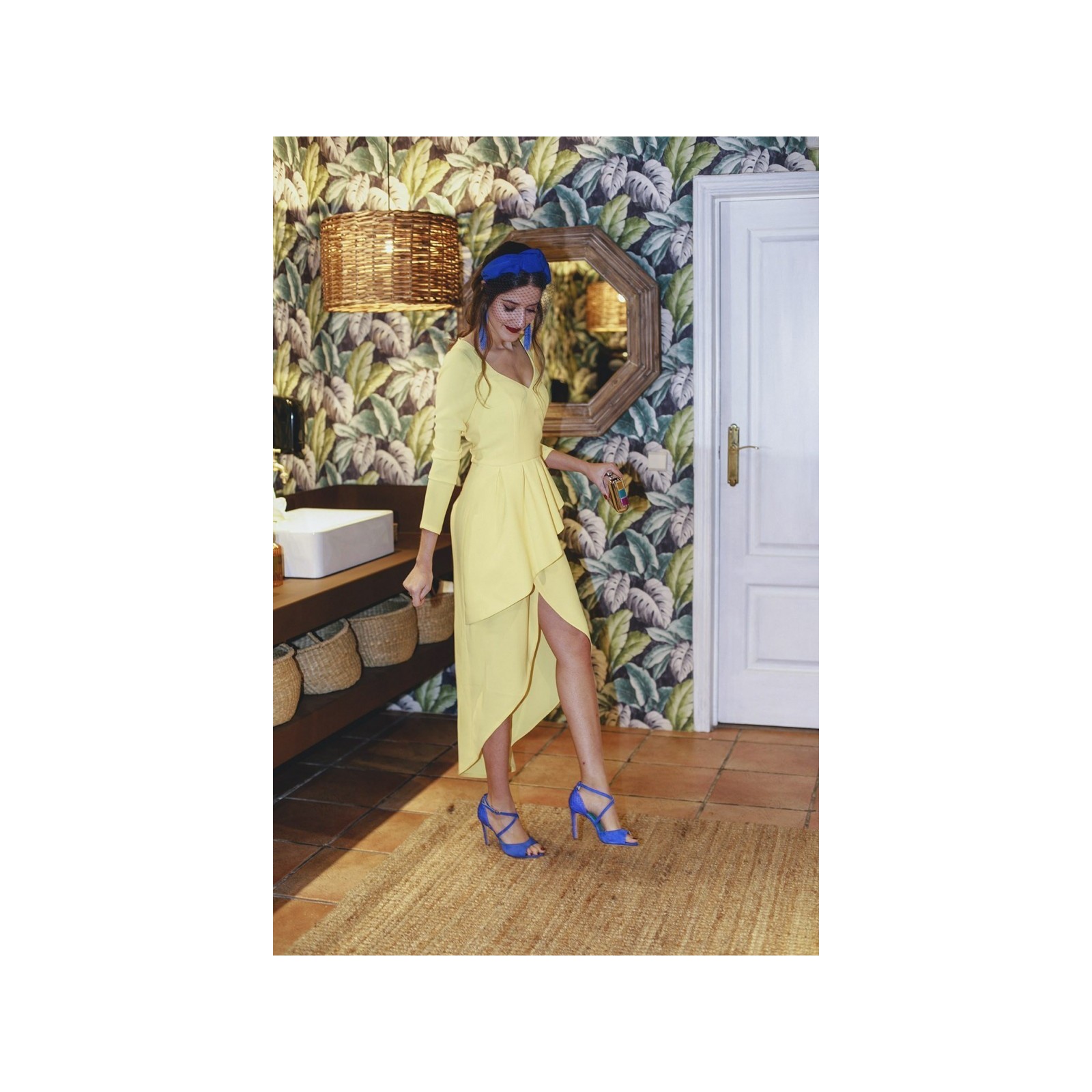 Vestido Midi Amarillo  Peplum Adrienne