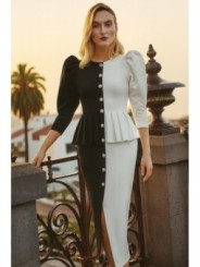 vestido midi de crepe blanco  y negro con peplum manga abullonada jamon  y boton joya