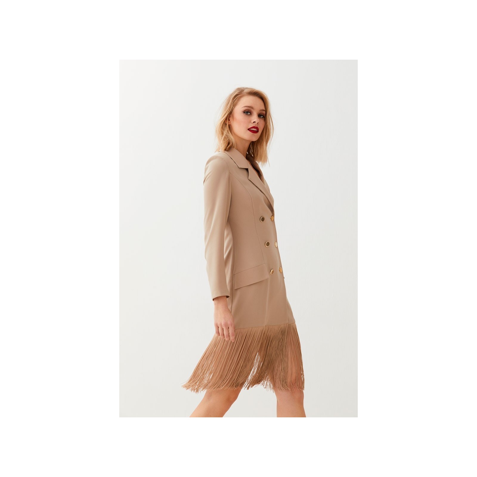vestido corto esmoquin con flecos sybyl