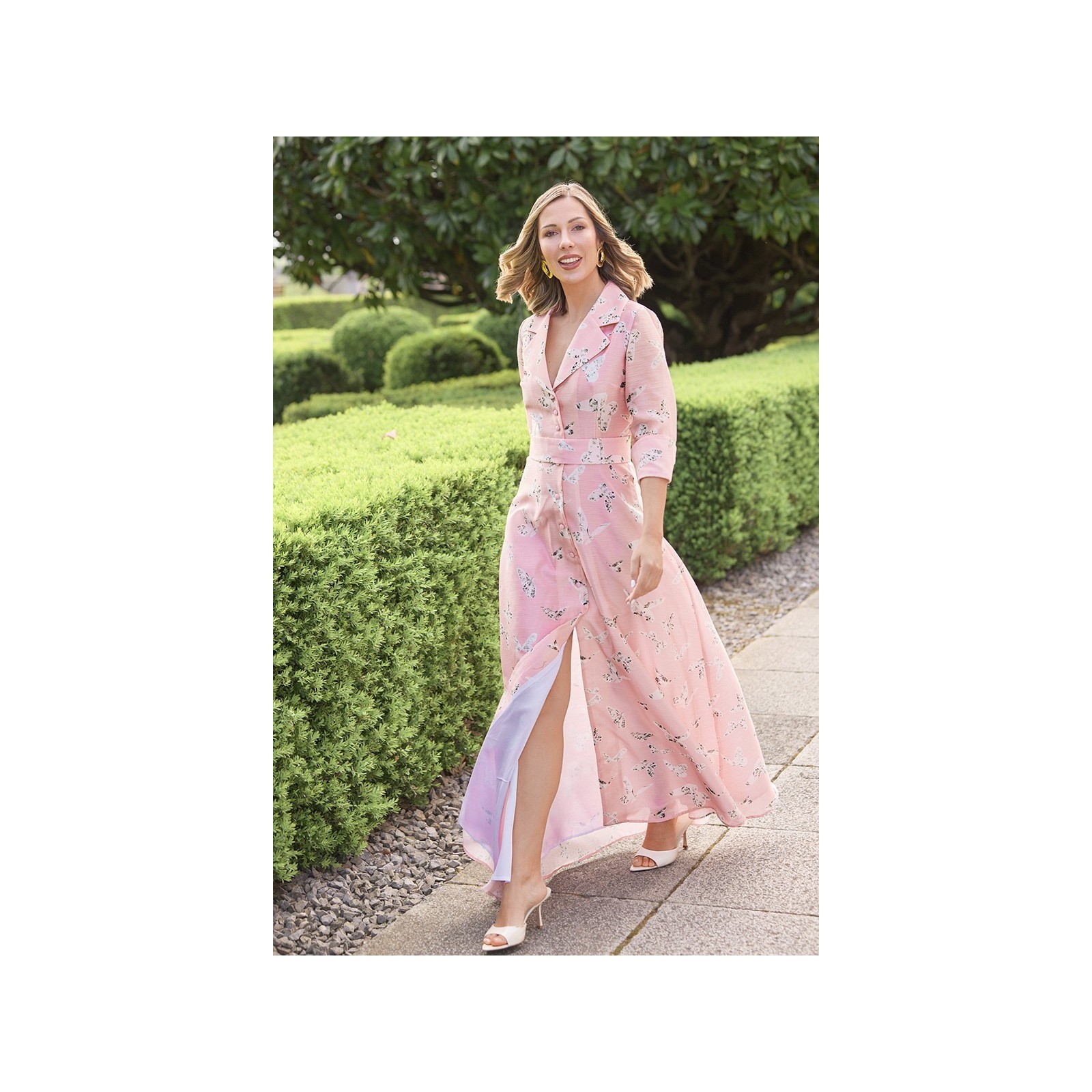 Vestido camisero largo con cuello esmoquin en organza mariposas
