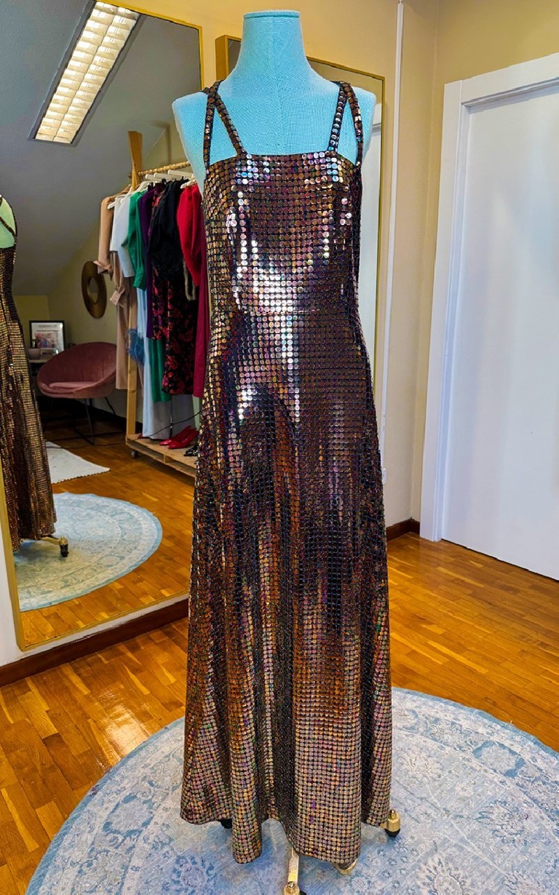 vestido de lentejuelas bronze