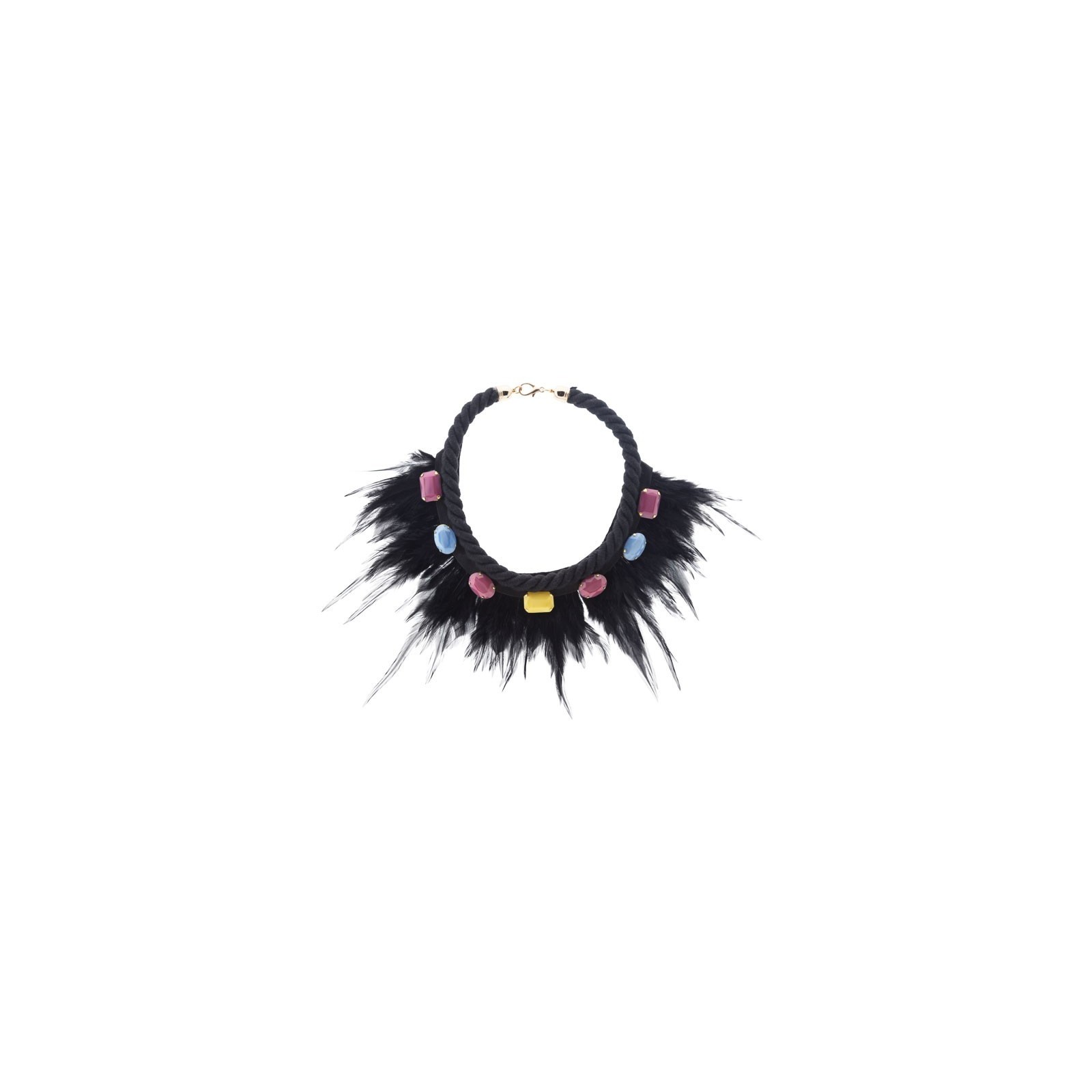 Complemento de collar negro con plumas negras y predería de colores
