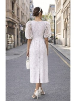 Vestido midi en plumetti blanco para mama de comunion o novia civil