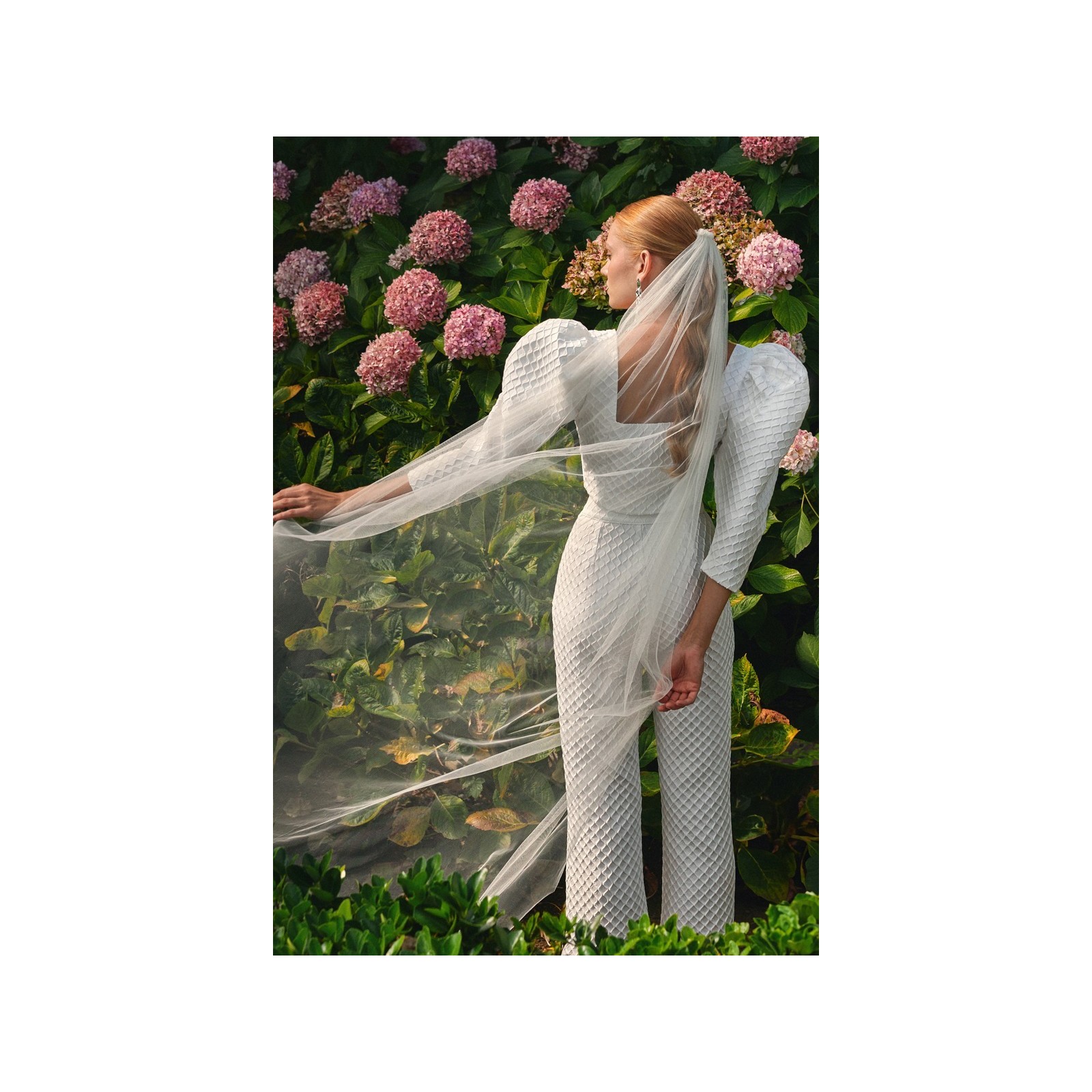 Pantalon palazzo de jacquard brocado blanco geometrico para novia