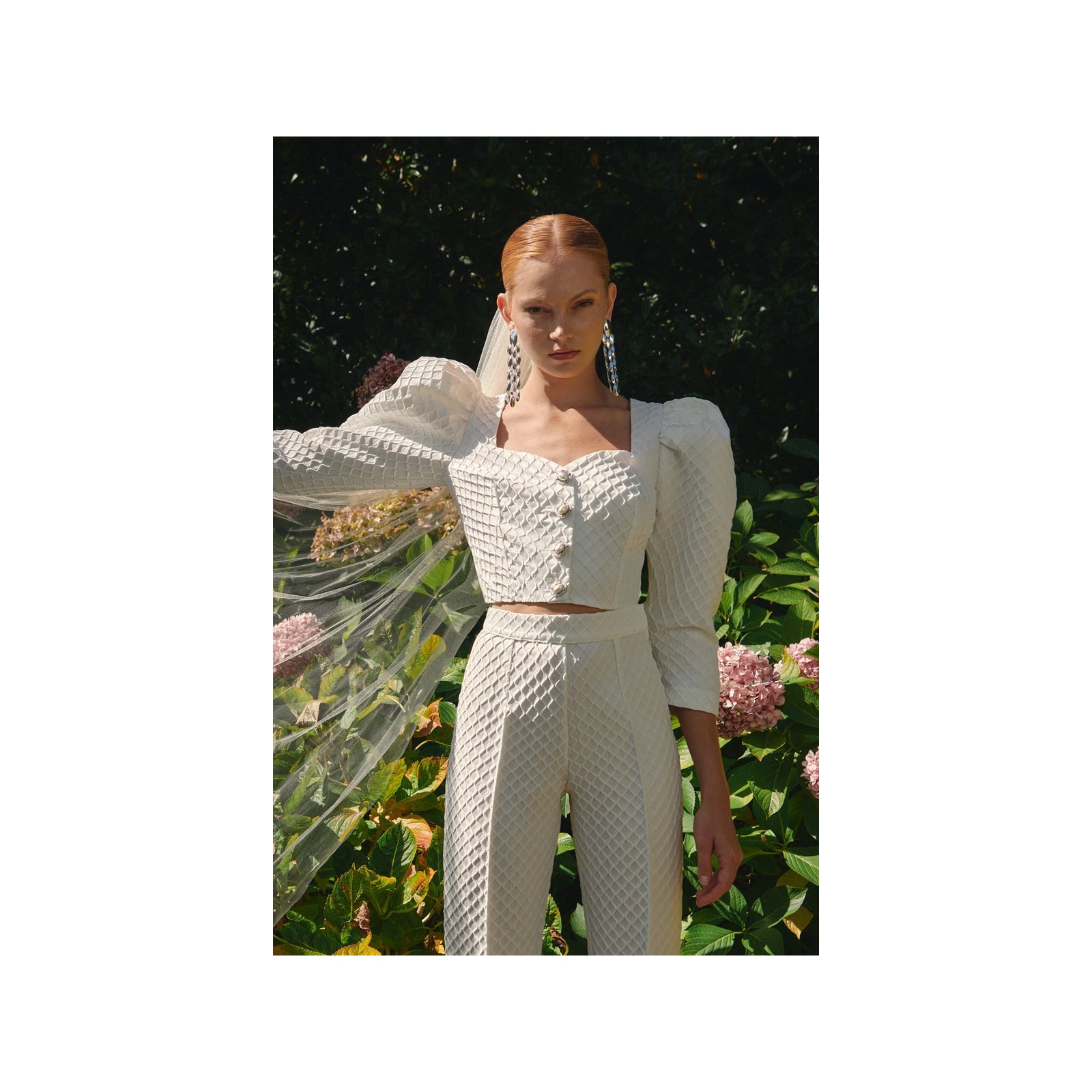 Top joya brocado blanco geometrico escote corazon novia civil boda